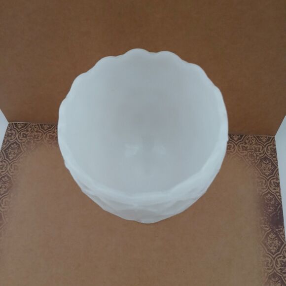 Vintage Anchor Hocking Textured Diamond Pattern White Milk Glass Stemmed Chalice - Picture 9 of 12